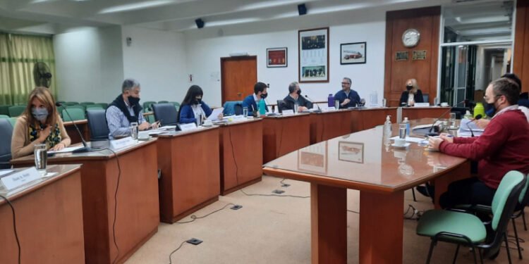 Se aprobó el proyecto para vacunar a maestras jardineras maternales