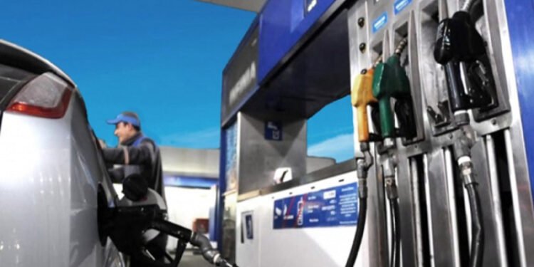 Nuevo golpe al bolsillo: aumentan los combustibles un 6%