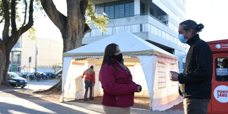 Desde este miércoles harán hisopados a asintomáticos en la plaza 25 de Mayo