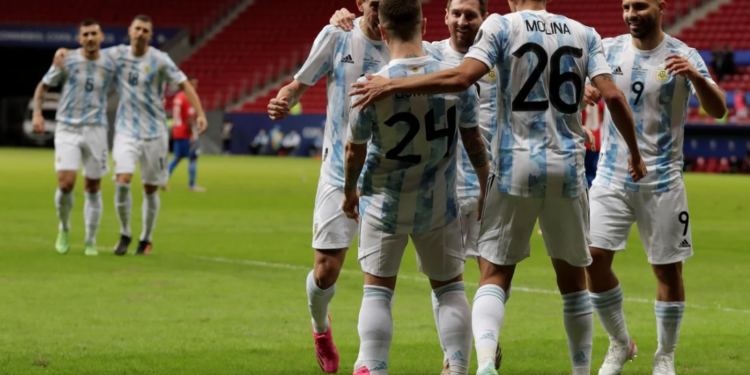 Copa América: Con lo justo, Argentina venció a Paraguay