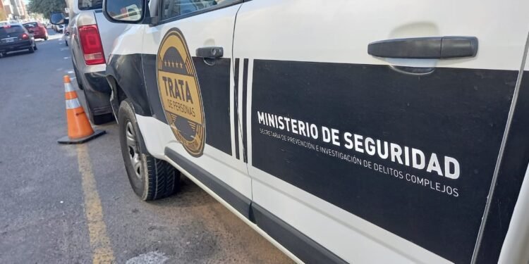 Investigan una red internacional de pornografía infantil y realizaron allanamientos en Rafaela