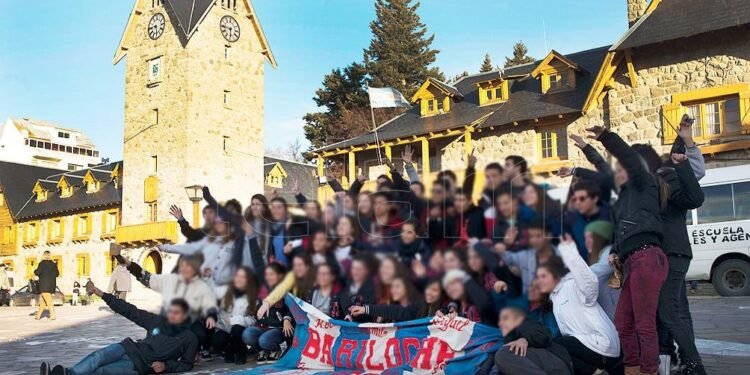 Bariloche volvió a autorizar los tradicionales viajes de egresados desde agosto