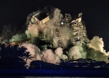 Demolieron lo que quedaba del edificio en Florida