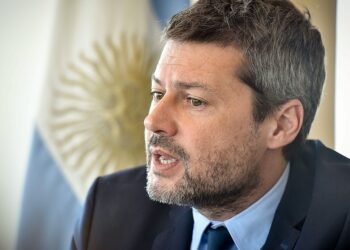 Lammens: «El turismo está permitido, pero no va a ser alentado»