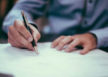 El Gobierno modificó el sistema de libre elección de obra social de los trabajadores