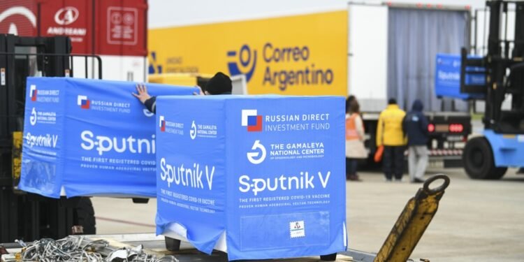 Distribuyen más de 600 mil dosis del componente 2 de Sputnik V en todo el país