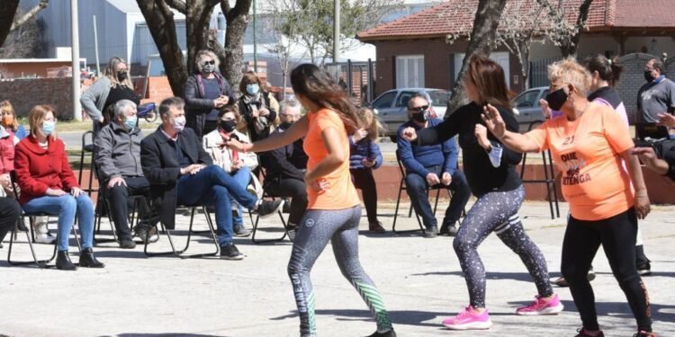 Se reanudan los talleres barriales que organiza el municipio
