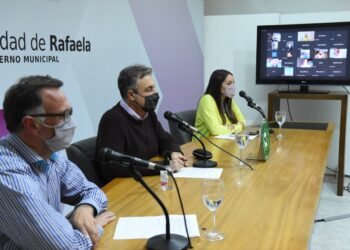 Incentivan la creación de «jardines verticales» en la ciudad