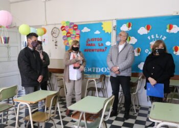 Provincia entregó aportes para mejorar condiciones de una escuela en Tacural
