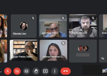 Importante participación de la comunidad educativa de la región en el Conversatorio “Escuelas, Familias y Comunidades”