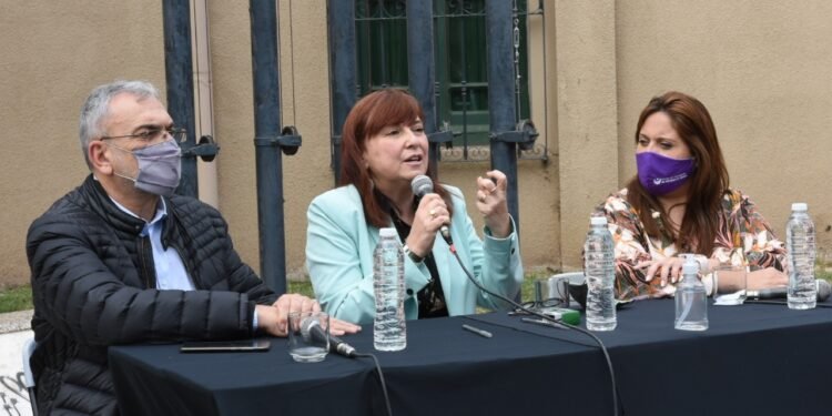 La Provincia firmó convenios para áreas de Igualdad, Género y Diversidad con municipios y comunas del departamento Castellanos