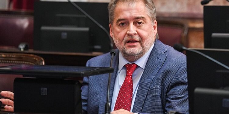 Falleció la madre de Roberto Mirabella