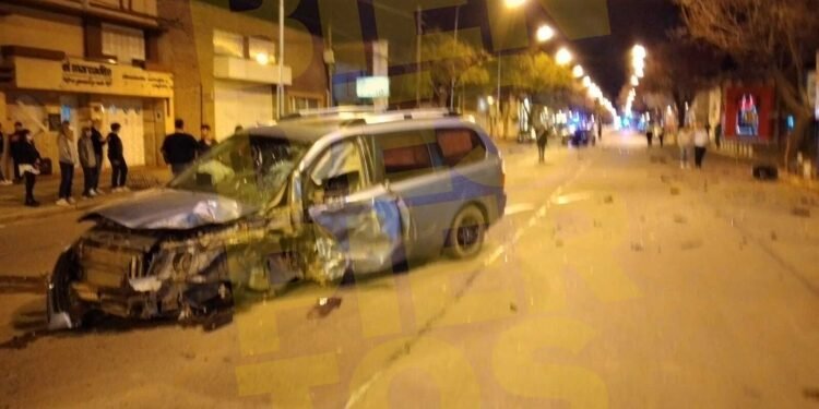Alta velocidad e imprudencia: fuerte accidente en avenida Santa Fe