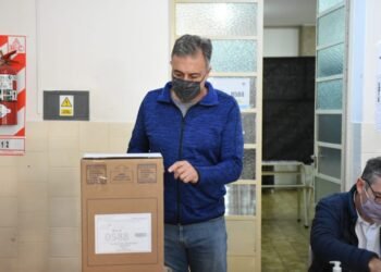 Se vota con normalidad en todas las escuelas de la ciudad