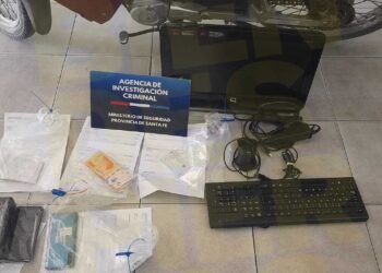 En Bella Italia allanaron casa de un sospechoso por estafas electrónicas