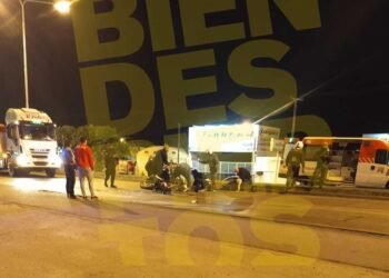 La mamá accidentada el martes y su bebé continúan en terapia intensiva