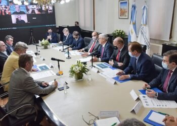 A partir del lunes se libera la exportación de vaca conserva y manufactura a China