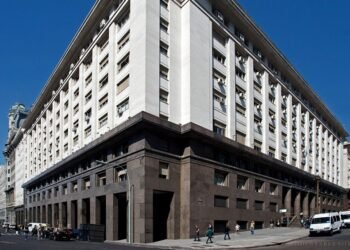 Al no incluir pagos al FMI, la prioridad del Presupuesto 2022 es el crecimiento económico