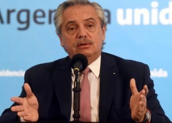 Fernández: «La gestión de gobierno seguirá del modo que yo estime conveniente, para eso fui elegido»