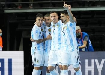 «Brasil, decime qué se siente….»: Argentina ganó 2 a 1 y jugará la final del Mundial de Futsal