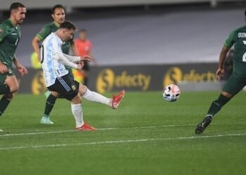 Con un Messi encendido, Argentina goleó 3 a 0 a Bolivia y festejó el título continental