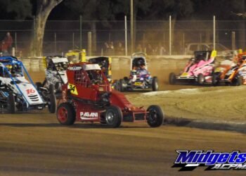 Vuelve el público a las competencias de midgets en la región