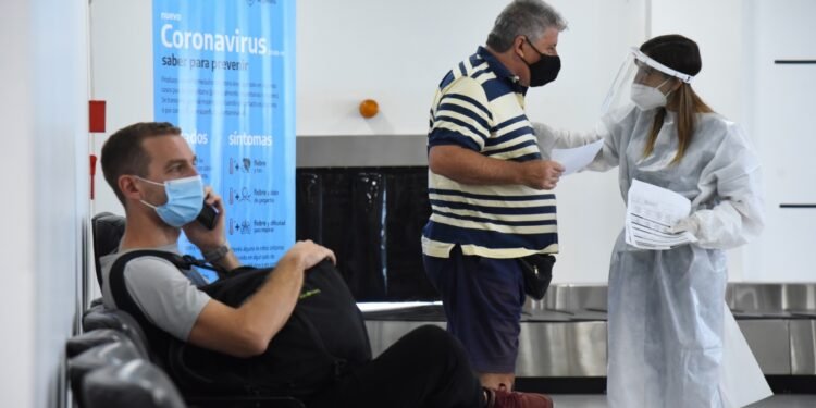 Santa Fe aplica nuevo protocolo para quienes regresen desde el exterior