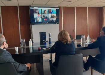 La provincia ofreció un 17% de incremento a los docentes hasta febrero