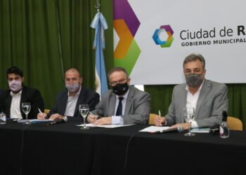 Provincia firmó un convenio para abrir una Escuela de Policía en Rafaela