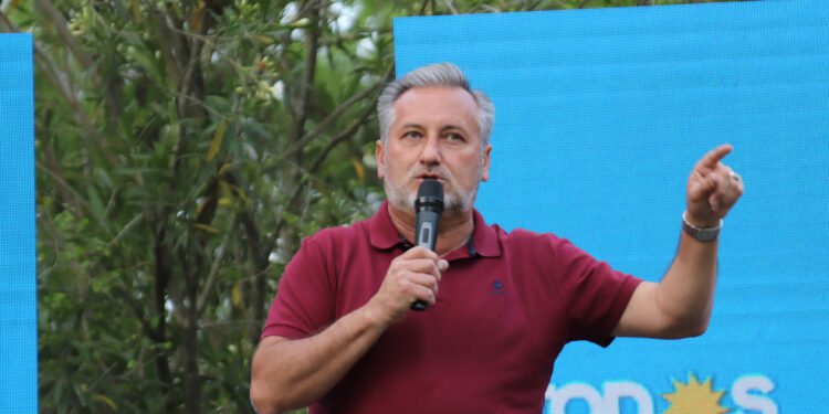 Lewandowski en Reconquista: “Nos identifica un modelo de producción, dignidad y trabajo»