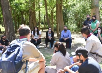Castellano se reunió con agrupaciones de jóvenes para dialogar sobre proyectos ambientales