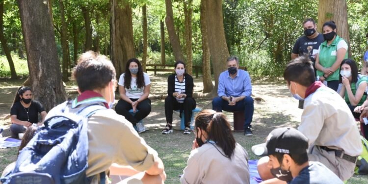 Castellano se reunió con agrupaciones de jóvenes para dialogar sobre proyectos ambientales