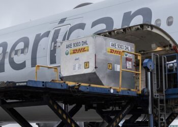 Esta semana llegarán al país más de 1.600.000 dosis de Pfizer para adolescentes y segundas dosis