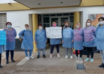 Cierra el geriátrico San Francisco de Asís y el PAMI busca reubicar a 53 abuelos