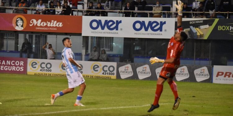 Atlético tuvo su noche de reencuentro: con su gente y con su fútbol
