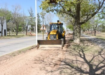 Avanzan las tareas de hormigonado en la nueva traza de la ciclovia “Sur”