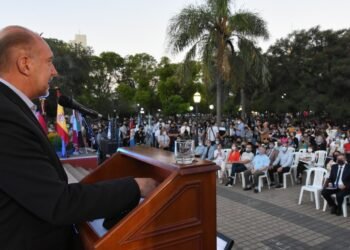 Con la presencia del gobernador, se celebraron los 140 años de Rafaela