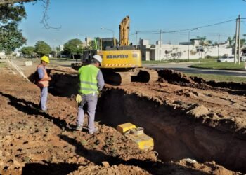 Acueducto Desvío Arijón-Rafaela: empezaron a tender los caños en Rafaela