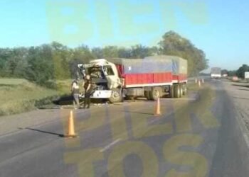 RN 34: Camionero debió ser rescatado tras un accidente