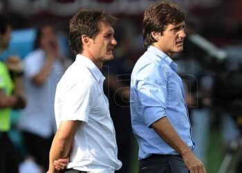 Los hermanos Barros Schelotto fueron confirmados al frente del seleccionado de Paraguay