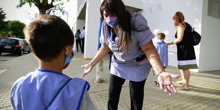 Las clases comenzarán el 2 de marzo y habrá un mínimo de 190 días
