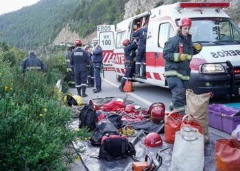 Tragedia en el Lácar: un auto cayó al lago y murió una adolescente de 16 años