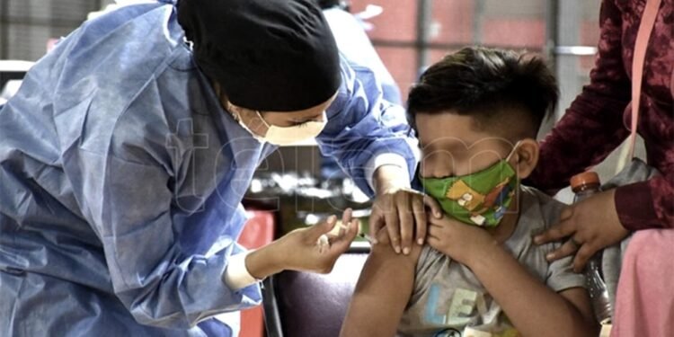 En la Argentina uno de cada cuatro nuevos casos de coronavirus es en menores de 18 años