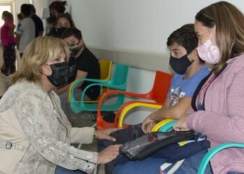 Comenzaron a aplicarse terceras dosis de vacunas en la provincia