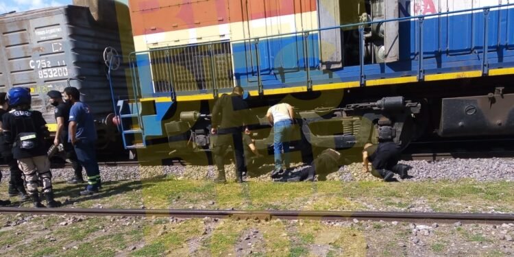 Dramático rescate de un hombre bajo el tren, en la estación Rafaela del NCA