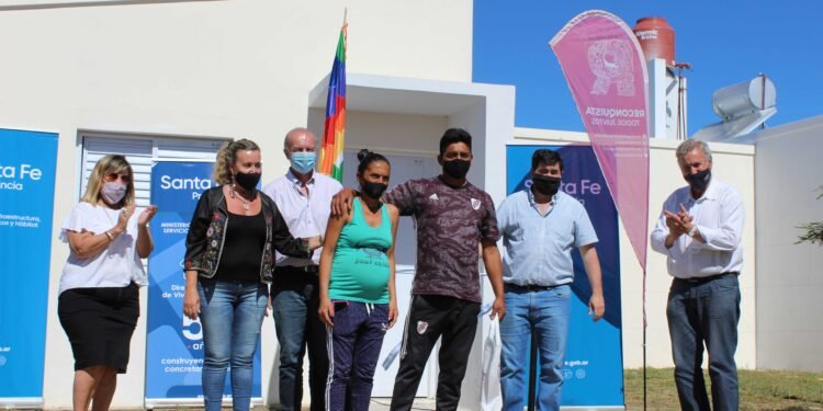 Inauguraron viviendas en Reconquista