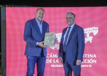 Perotti prometió mantener el ritmo de obras públicas durante 2022