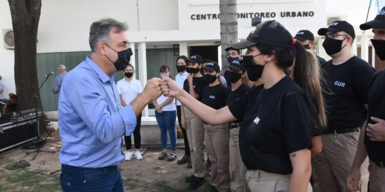 Incorporaron vehículos y doce nuevos agentes a la GUR