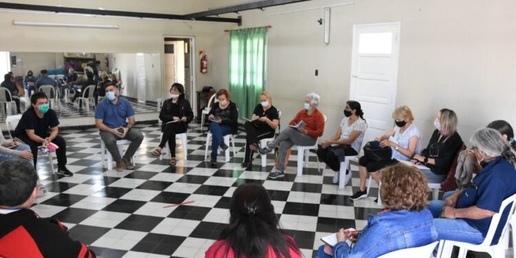 Comenzó el ciclo de capacitaciones “Mayores en Red”