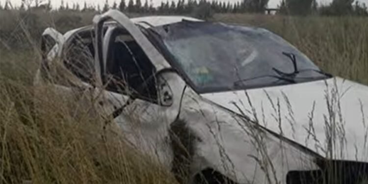 Cinco muertos al volcar un automóvil en la autovía 2, a la altura de Chascomús